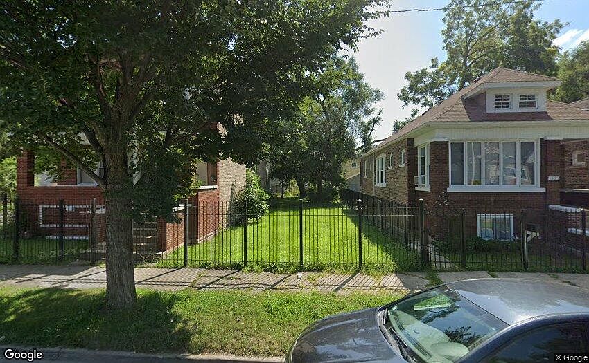 1st image of 5803 S Laflin St