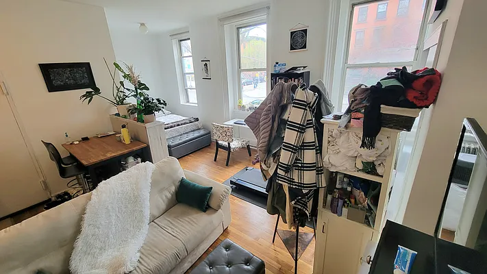 Rented by New York Dwellings LLC | media 6