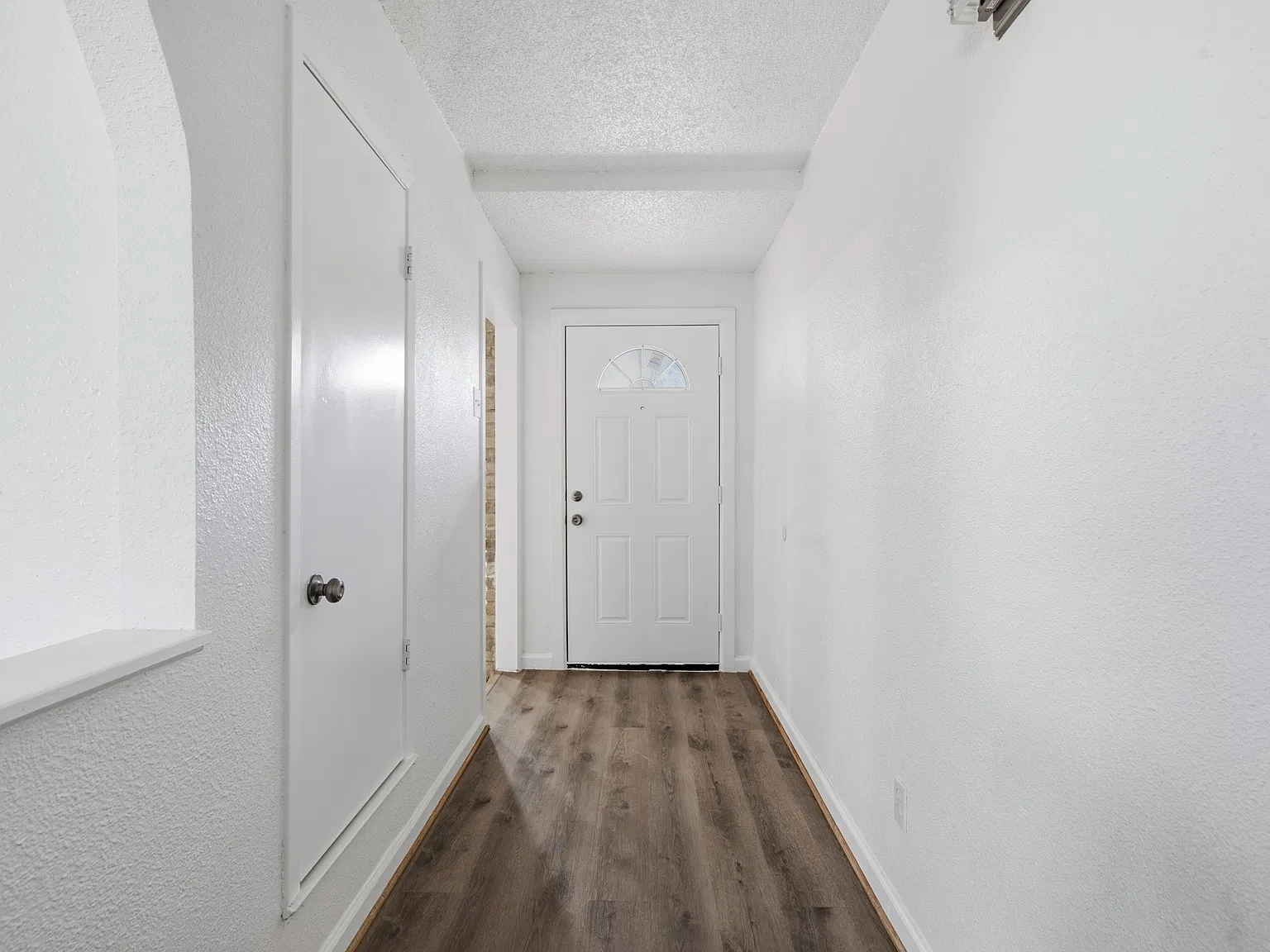 3 bed, 1671 sqft, $2,000 — Photo 1