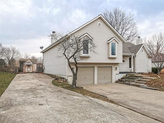 3rd image of 23860 W 57th St