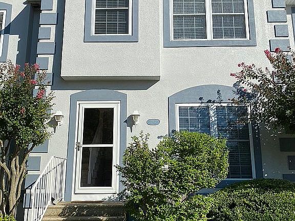 3rd image of 2905 American Eagle Drive