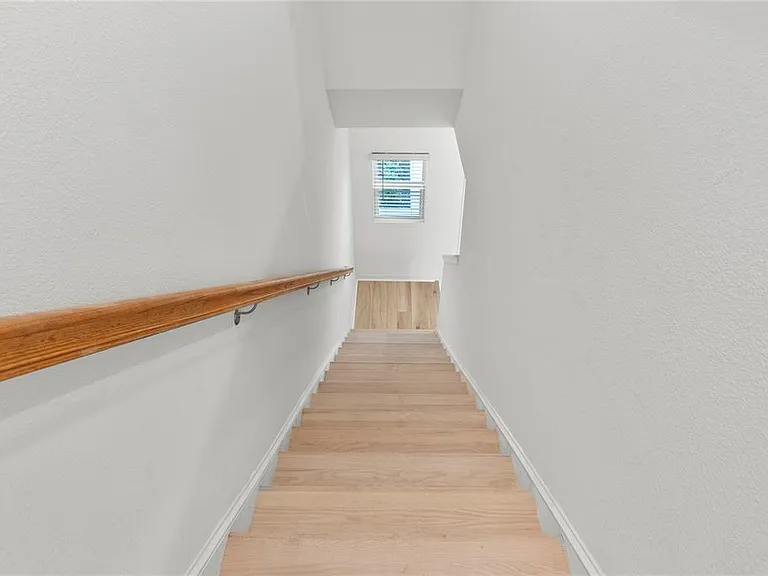 2415 Paravane Way — Photo 16