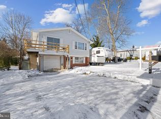 6424 Woodburn Ave, Elkridge, MD 21075