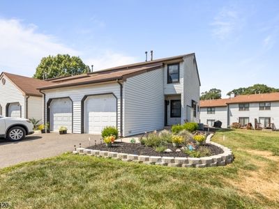 160 Locust Ct, Flemington, NJ, 08822