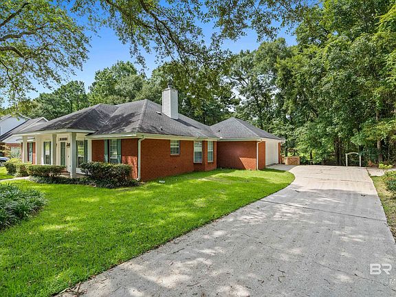 4th image of 31251 Woodland Way