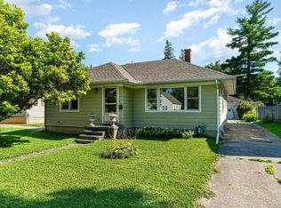 1521 Chestnut St, Saginaw, MI 48602