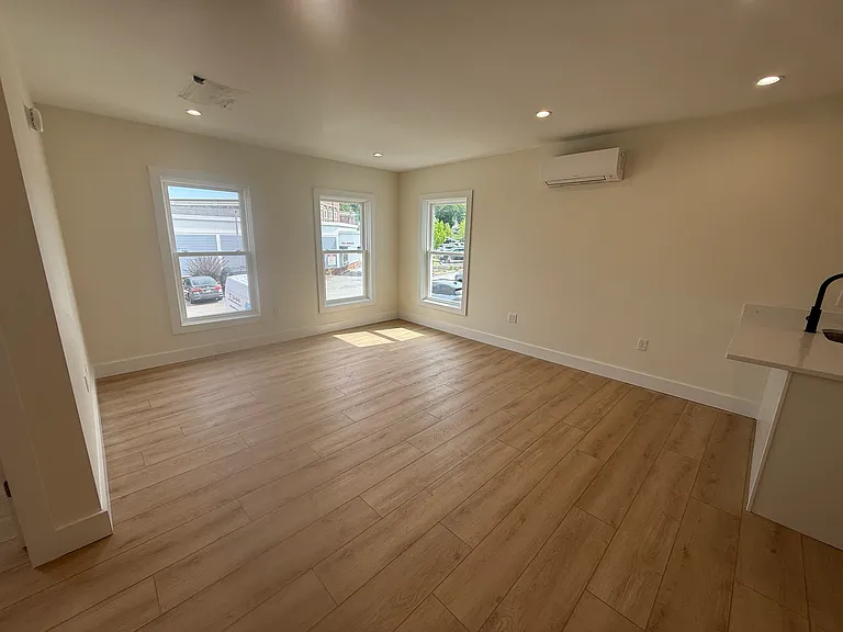 24 Stone St #203 — Photo 5