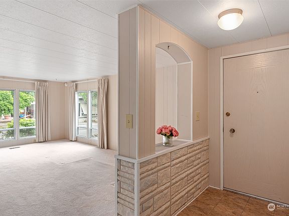 5th image of 18425 NE 95th Street #160