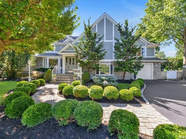 114 Meadow Street, Garden City, NY 11530