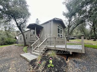 18247 Berry Ln, Sonora, CA 95370