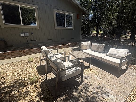 2nd image of 1776 Meda Ave