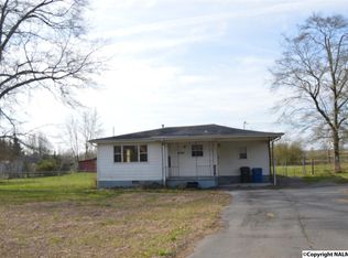 1430 Portwood Dr, Albertville, AL 35951
