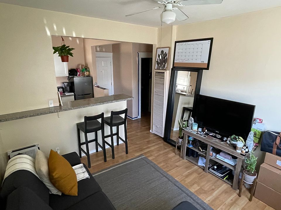 1st image of 220 Elm Ave APT 114