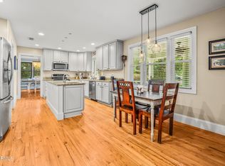 864 Ribaut Road, Beaufort, SC 29902