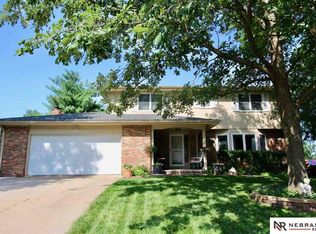 411 S 212th St, Elkhorn, NE 68022
