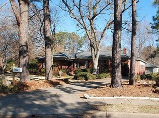 7620 Martone Rd, Norfolk, VA 23518