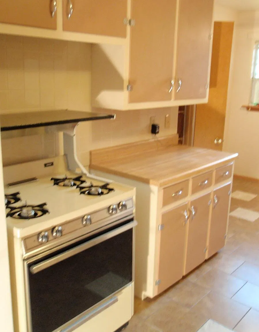 2 bed, 800 sqft, $903 — Photo 2
