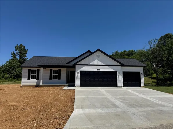 11271 Village Dr W, Foristell, MO 63348