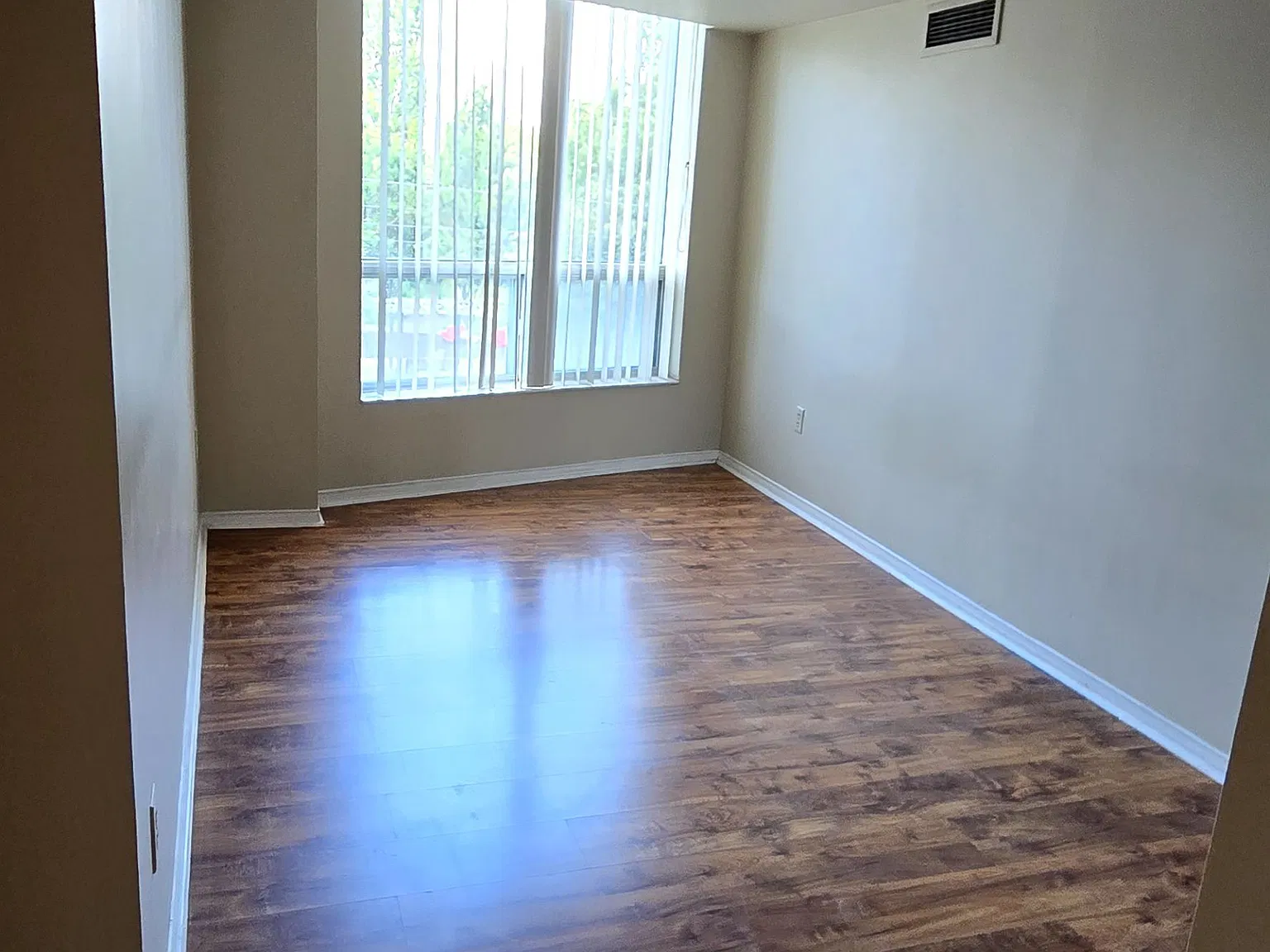 2 bed, $3,000 — Photo 3