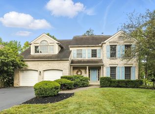 137 Churchill Ct, Loveland, OH 45140