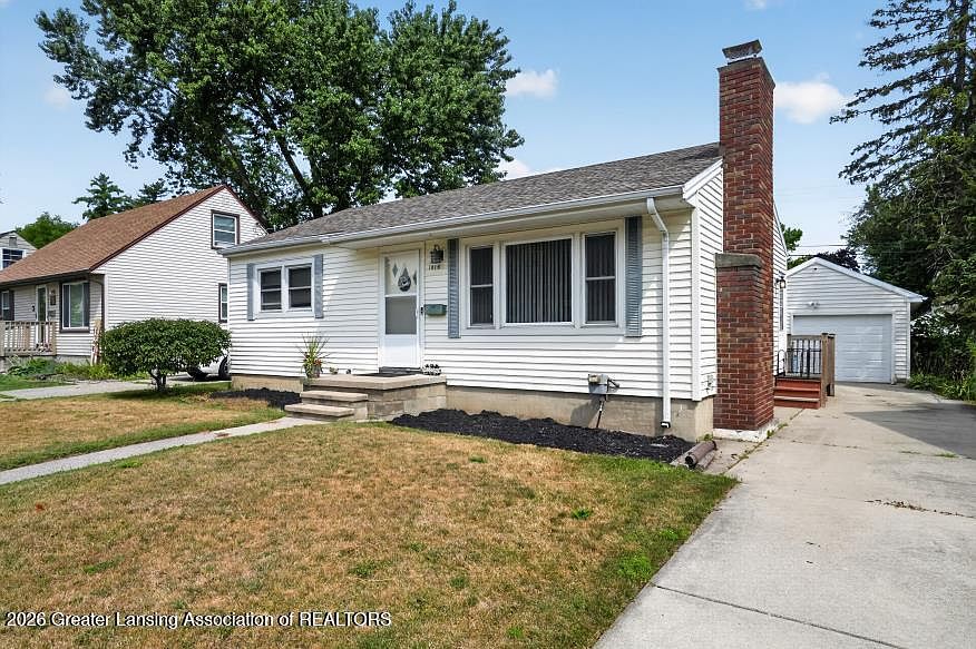 1st image of 1816 W Rundle Ave