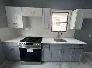 34 38th St FLOOR 2, Irvington, NJ 07111