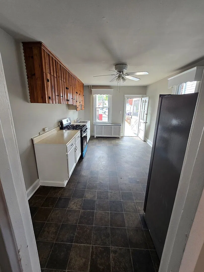 3 Bedroom Home - Bristol Borough Available 09/11/2026 — Photo 4
