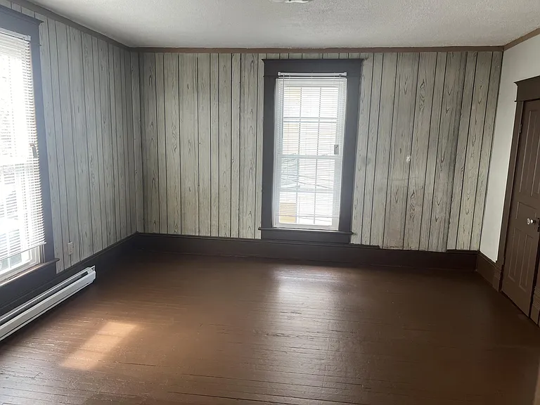 500 Straley Ave #4 — Photo 7