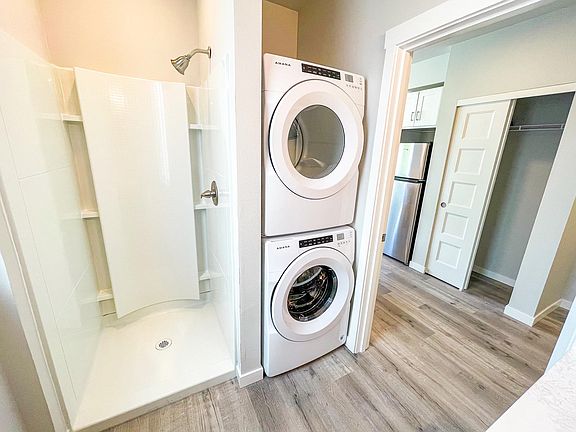 2nd image of 5521 15th Ave NE #303