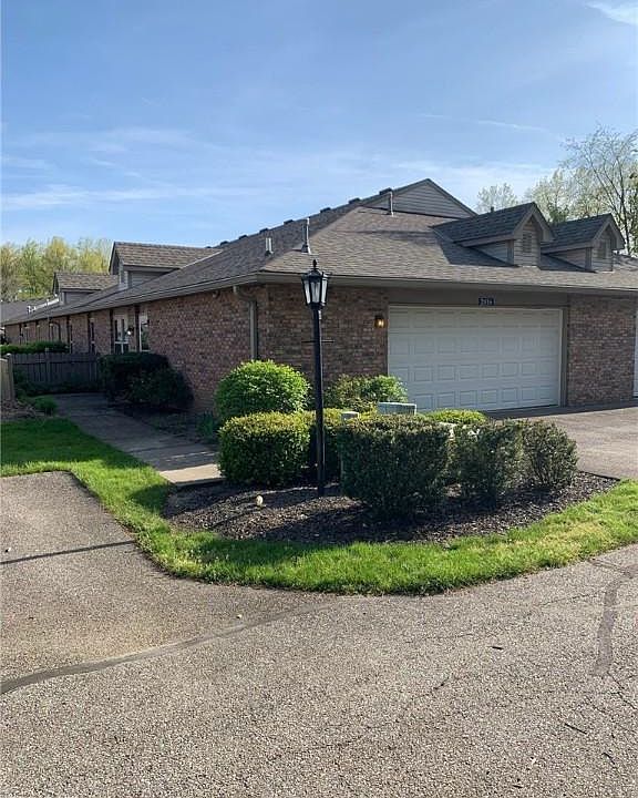 1st image of 2816 Shakespeare Ln #2816