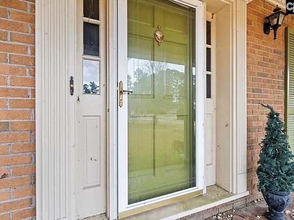 3rd image of 308 Cleveland St