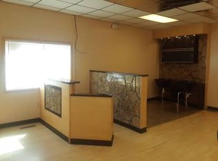 180 Hathaway St, New Bedford, MA 02746