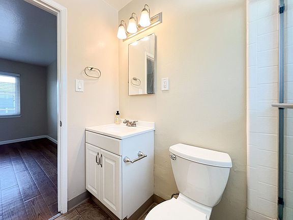 4th image of 330 Ventura Ave APT 5