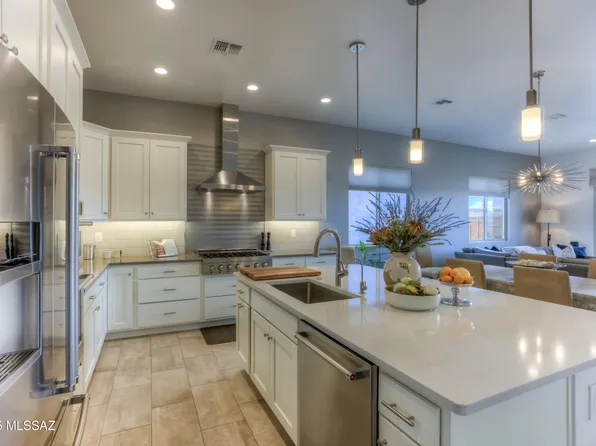 2017 W Revayah Pl, Tucson, AZ 85704