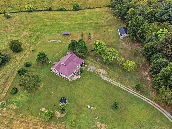 2nd image of 525 O'B Davis Rd