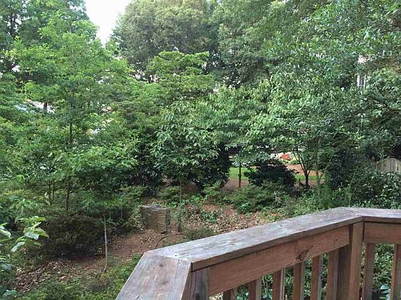 5th image of 905 Wentworth Dr