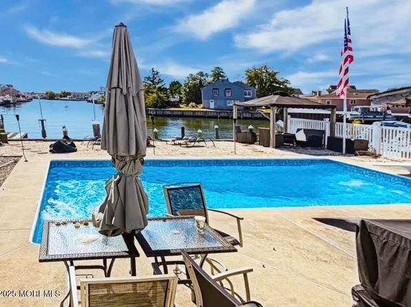 1345 Bay Avenue, Toms River, NJ 08753