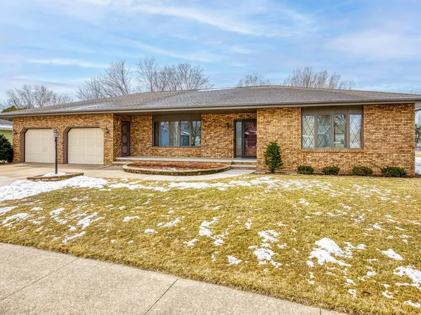 1817 Sherry Ln, Kaukauna, WI 54130