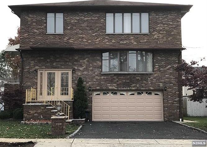 1st image of 148 Tontine Ave #1