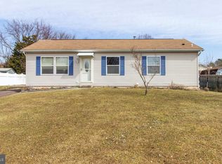 937 Oak Dr, Pottstown, PA 19464