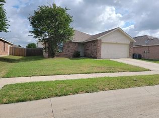 12612 Kingsgate Dr, Rhome, TX 76078