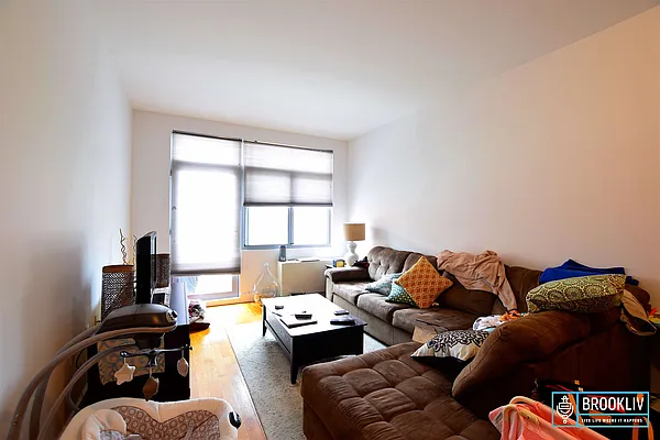 Rented by null | media 17