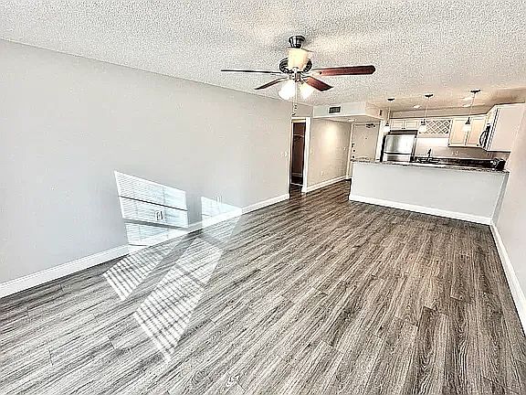 1st image of 4200 1st St N #11
