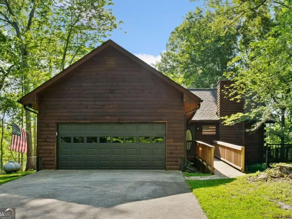 155 W Rock Creek Dr, Jasper, GA 30143