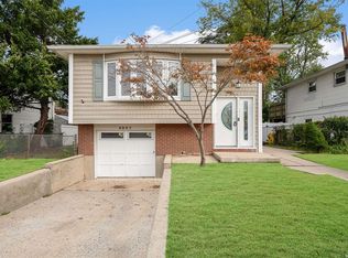 4387 Merrick Rd, Massapequa, NY 11758