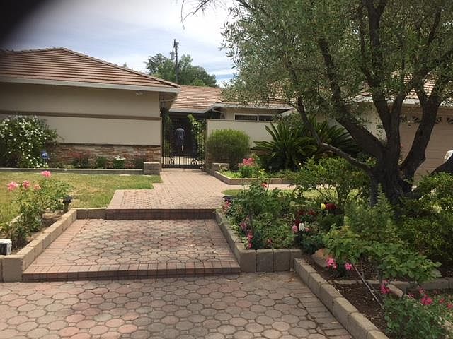 1st image of 13760 Lexington Ct