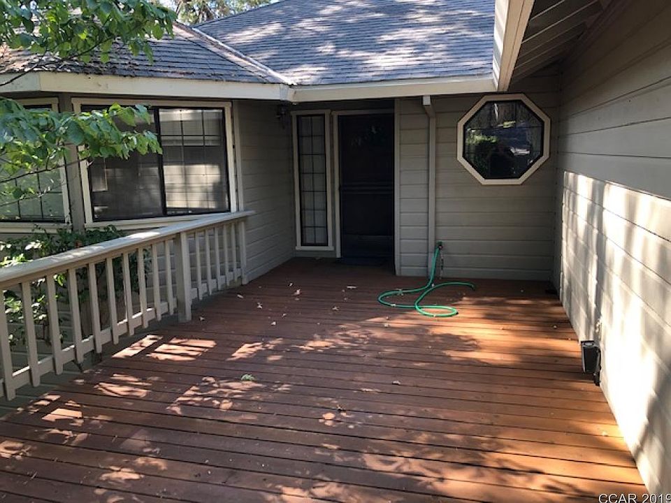 1st image of 1400 Sandalwood Dr