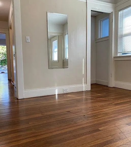 1221 Capuchino Ave #D — Photo 10