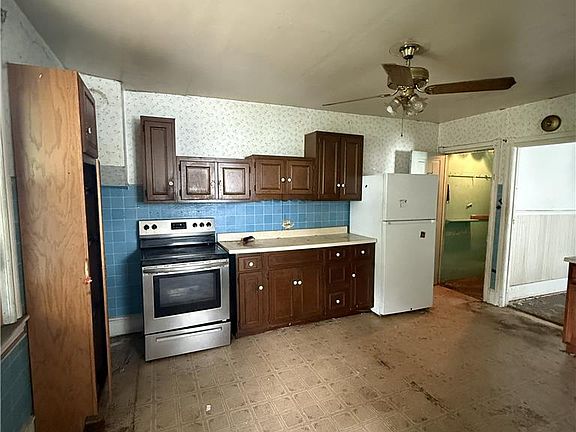 4th image of 625 Ore St