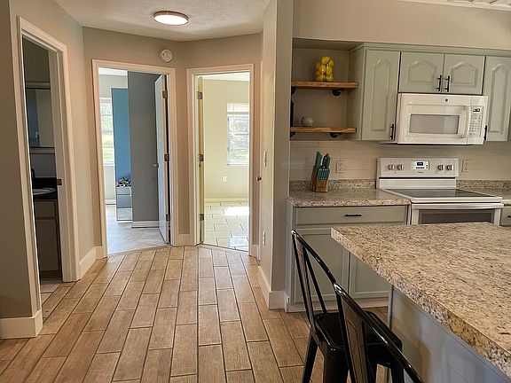 4th image of 10126 W Pamondeho Cir